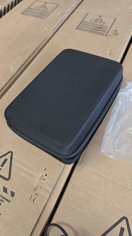 Ladegeräte: Specialized Neu Ladegerät  – Neu und originalverpackt aus Bronschhofen von Timi.g 1