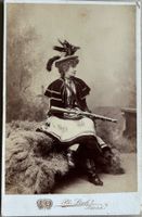 Kabinettfoto Ph. Link, Zürich - Frau und Jagd, Jägerin, 1895