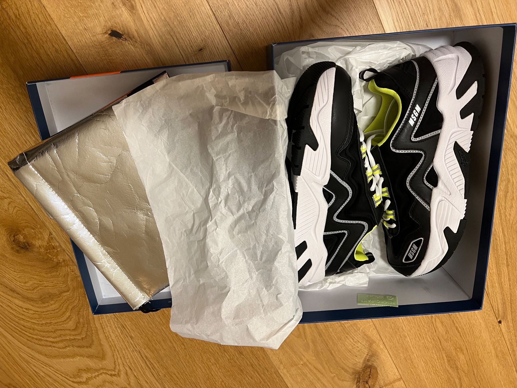 MSGM Herrenschuhe: NEUE Original MSGM Sneakers, Gr. 42 – Neu und originalverpackt aus Biel-Benken BL von Aplus0 9