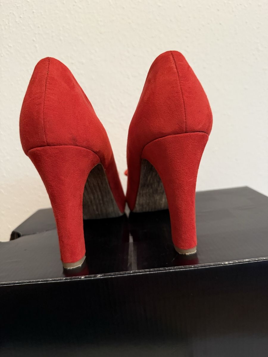 Scarpe da donna: Peep-Toe-Pumps rot Grösse 40 Marco Tozzi Pumps – Usato da Meggen venduto da edwardcallan 8