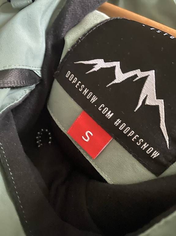 Giacche: DOPE Skijacke Gr. S – Usato da Flüelen venduto da 6468 3