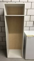Garderobenschrank/Regal mit Haken