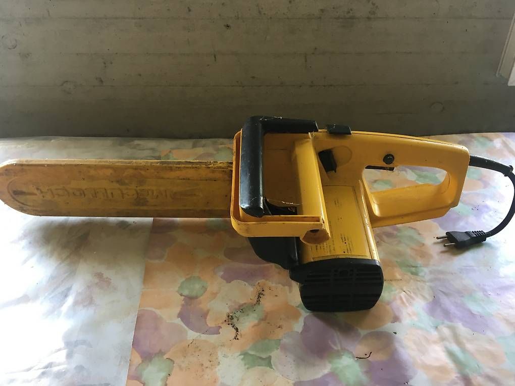 Sägen: Kettensäge elektrisch – Gebraucht aus Zürich von BuenosAires03