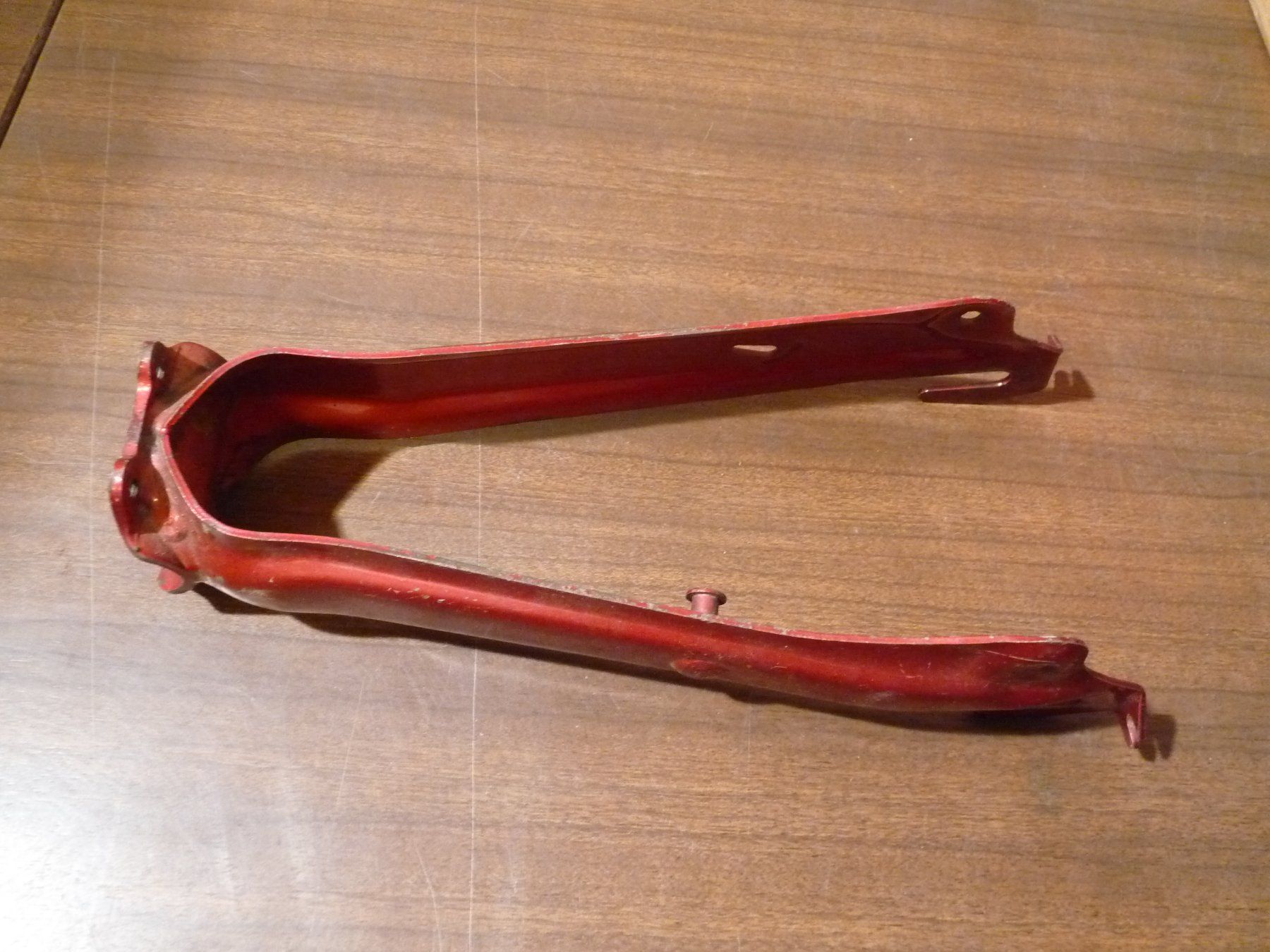 Puch Pièces pour mobylette: Puch Maxi Hinterrad Schwinge rot – D'occasion à huttwil par Pakora 2