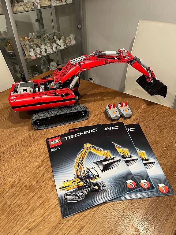Technics Jeux de construction: Eigenbau  Raupenbagger 8043 – D'occasion à Olten par Einwegparadies 2