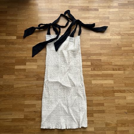 Zara Sommerkleid mit Schleifen, Grösse M - Top Zustand!