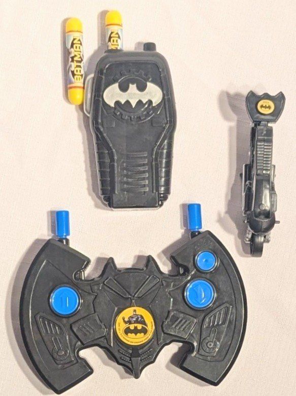 Giocattoli: BATMAN DC - Waffen Set und Motorrad – Usato da Wängi venduto da ABIZONE-86