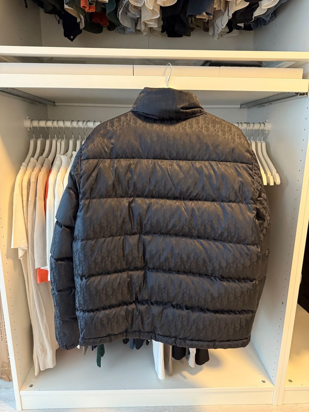 Dior Jacken: Dior Oblique Daunenjacke, Grösse 50 – Gebraucht aus Kleindöttingen von Kimbo93 2
