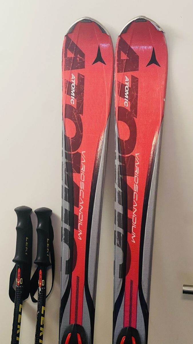 Atomic Skis: Atomic Ski 164cm – Gebraucht aus Bern von fen_7rn8 1