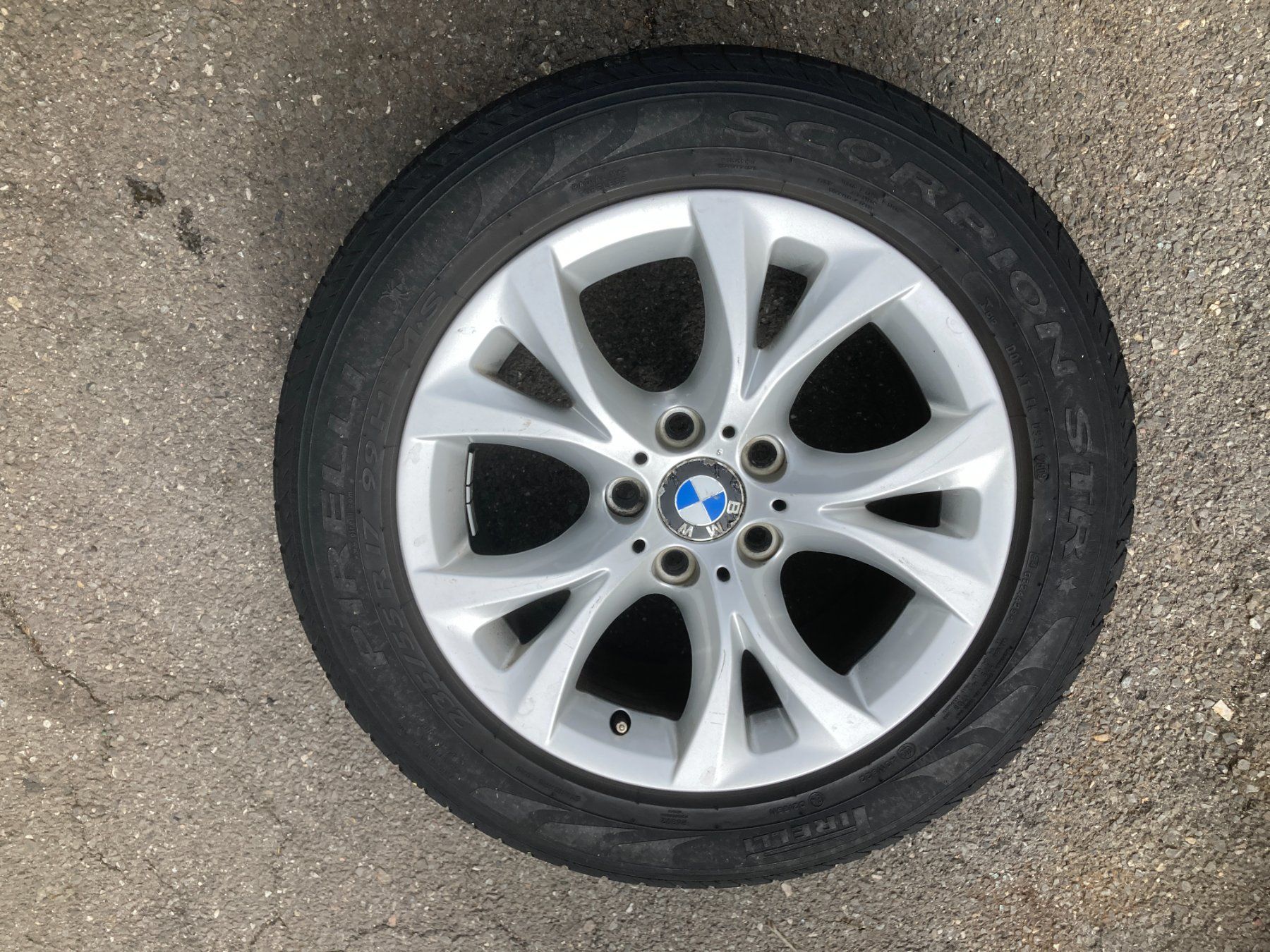 BMW Pneumatici & Ruote complete: BMW X3 Sommerräder E83 235/55R17 Pirelli – Usato da Cham venduto da WB2223 3