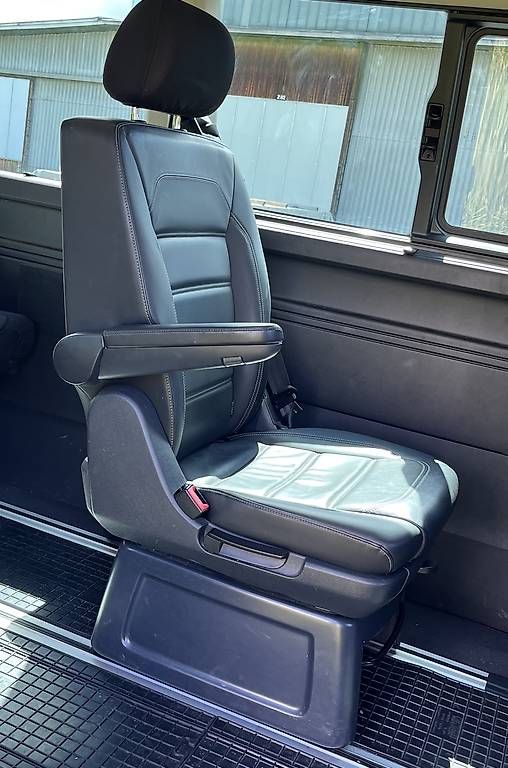 Automobili: Allrad, Lederausstattung, 150PS – Usato da Lenzburg venduto da ChH_01 2