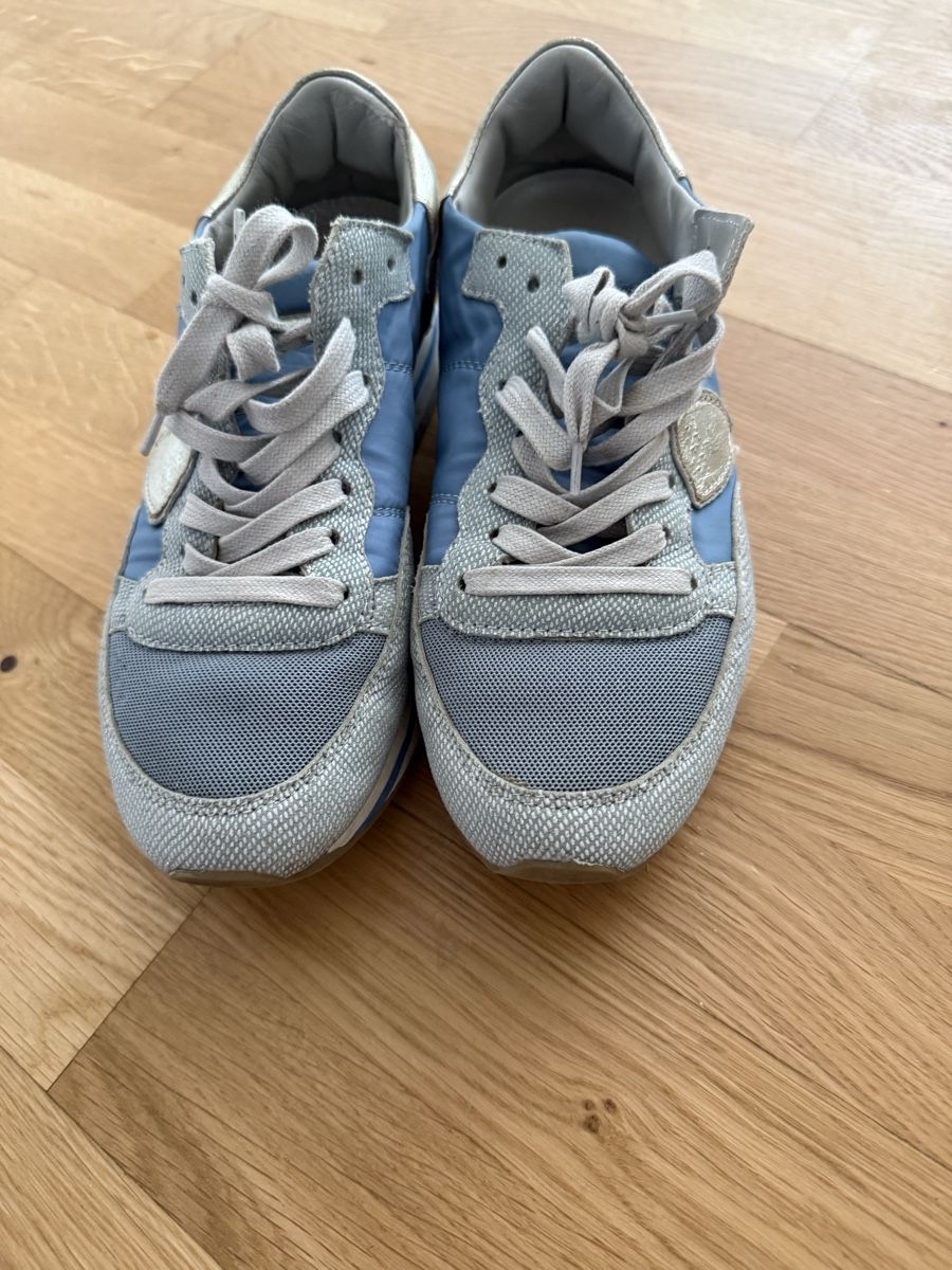 Damenschuhe: Philipp Model Sneaker Damen Grösse 38 blau silber  – Gebraucht aus Küsnacht ZH von KensingtonLV