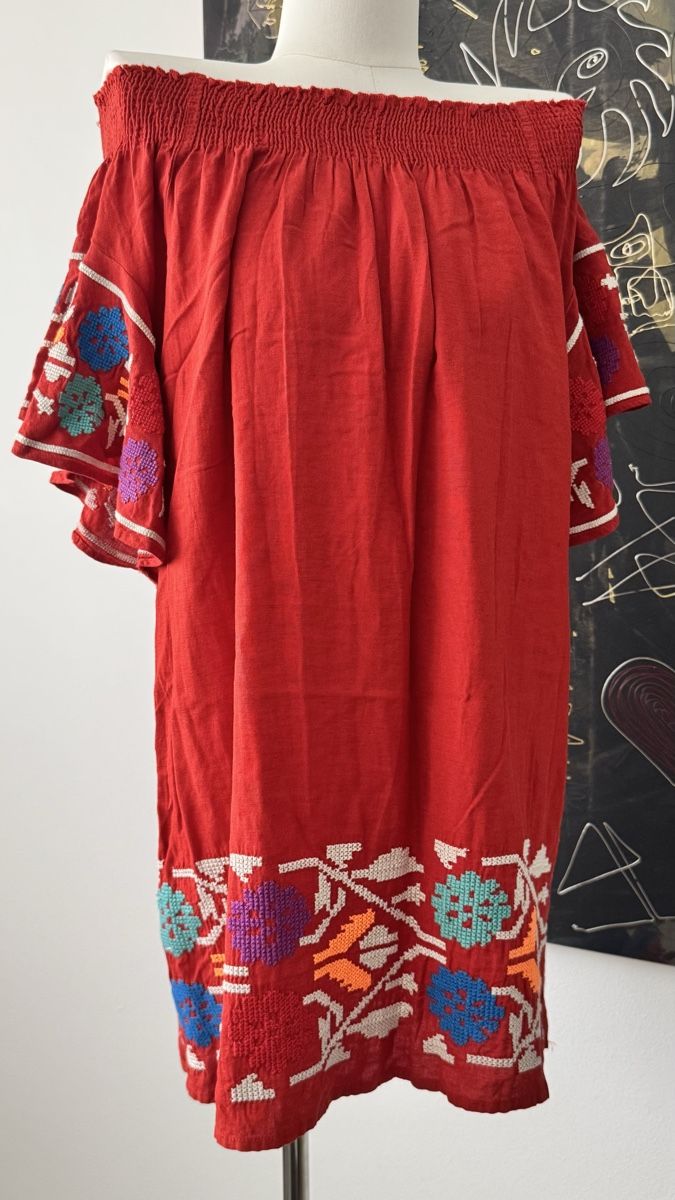 Next Robes: Kleid  – Neuf (Voir description) à Mörigen par TimelessFinds 2