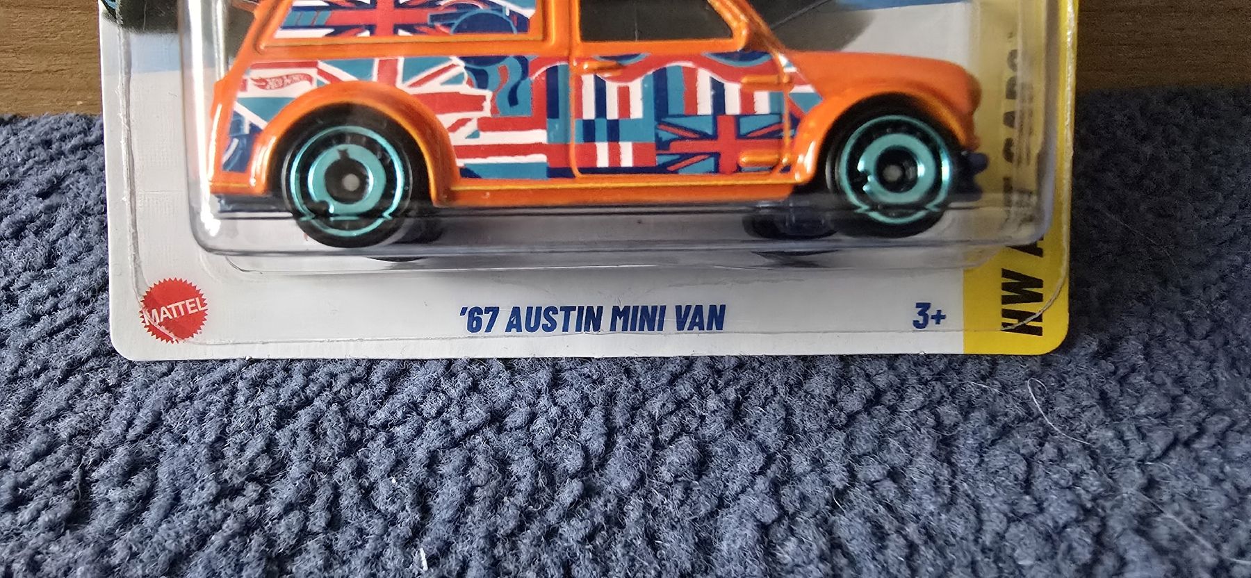 Hot Wheels Modellautos: 1967 Austin Mini Van – Neu und originalverpackt aus Merligen von SwissMini27 4