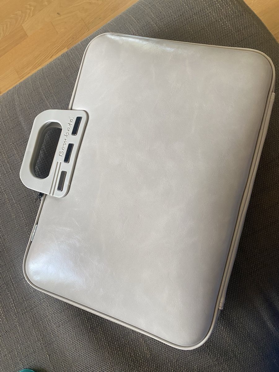 Valigie: Bombata Notebook Tasche  – Nuovo (secondo la descrizione) da Dietikon venduto da Tdaf33