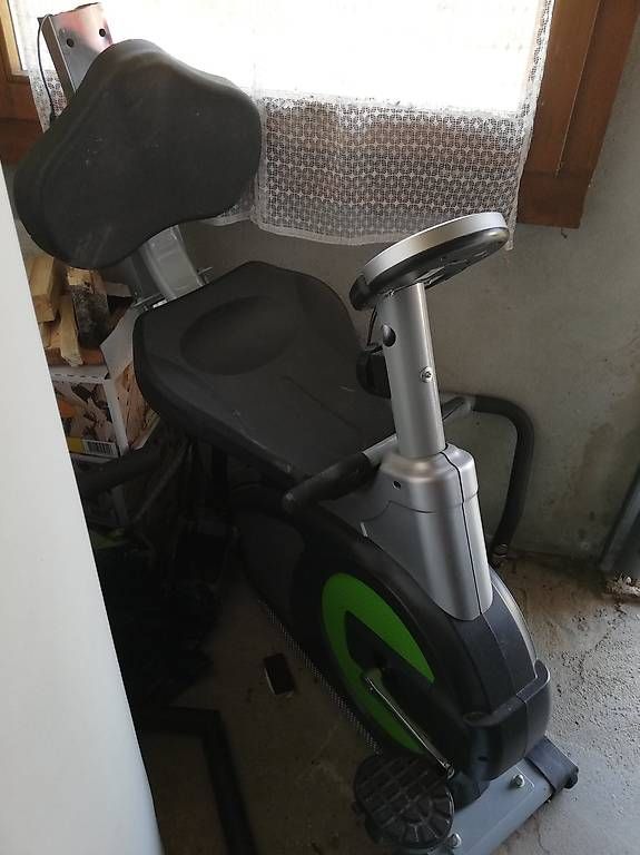 Vélos d'appartement: Velo d'appartement – D'occasion à La Sagne VD par bri_d6b5 1