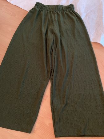 Joli pantalon large d’été taille M kaki