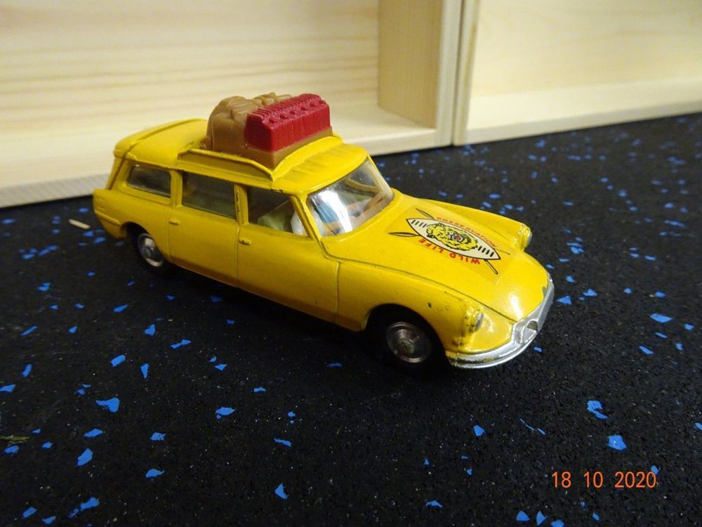 CITROEN DS BREAK / Citroen Safari / Husky Models (Corgi) ! EUR 8,90 - FR