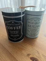 Aufbewahrungsdosen für Kaffe und Zucker