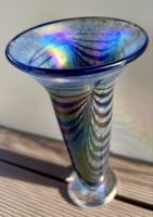 hübsche Glasvase irisierend mit Federdekor✨25.5cm hoch!
