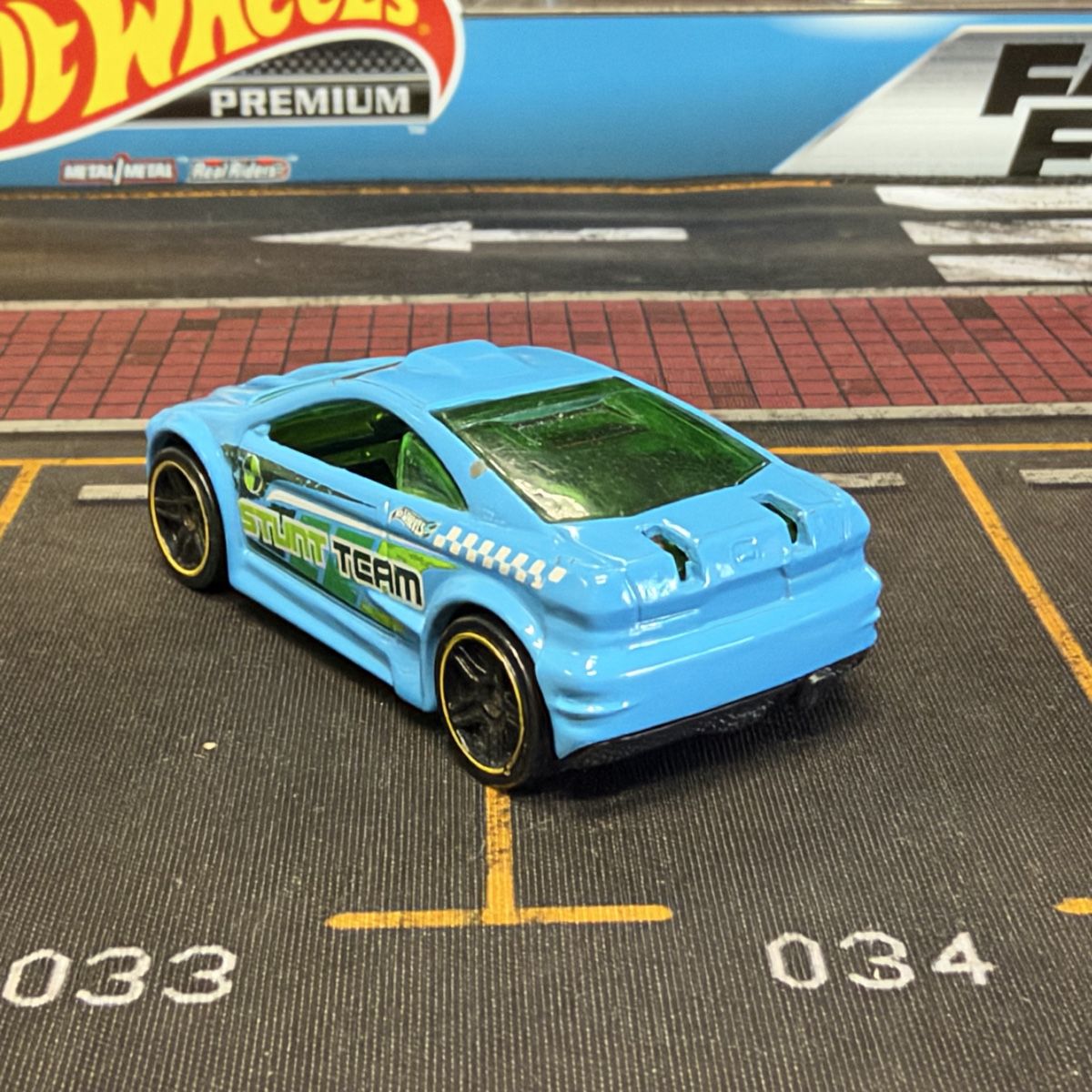 Hot Wheels Voitures modèles: Hot Wheels Asphalt Assault bleue – D'occasion à rolle par Noma-collectible 2