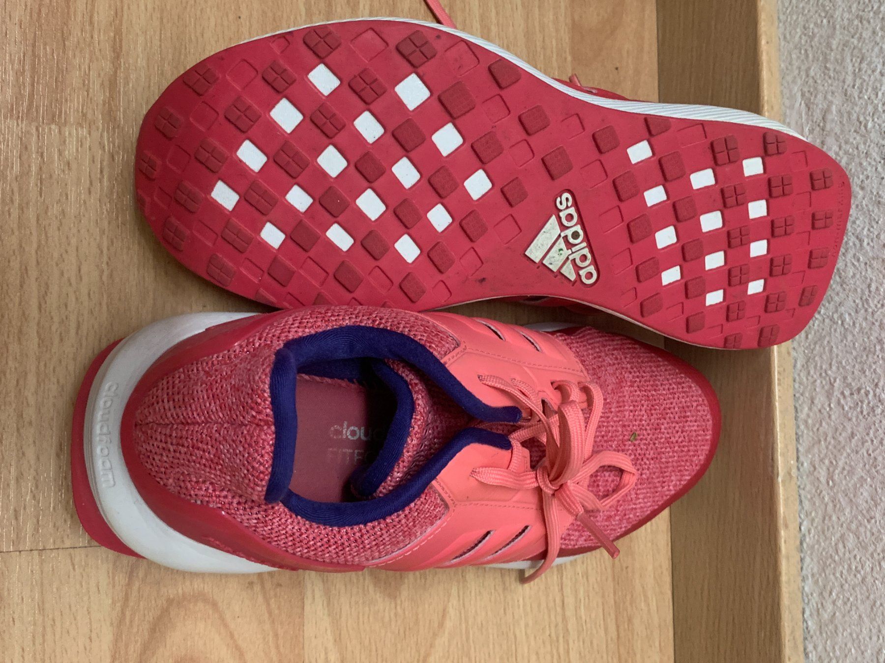 Scarpe da donna: Schuhe adidas Gr.37 – Nuovo (secondo la descrizione) da Zug venduto da quaqua