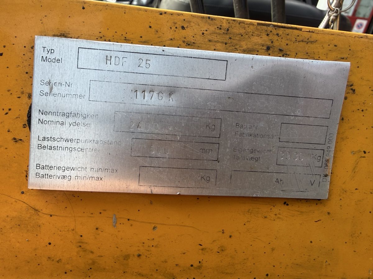 Diesel Gabelstapler & Hubwagen: Stapler Halla HDF 25 – Gebraucht aus Mönchaltorf von Turner79 3