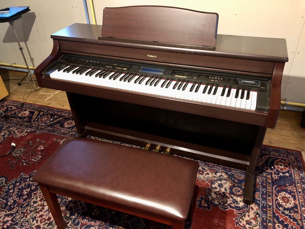 ROLAND KR575 Intelligent Digital Piano Kaufen auf Ricardo