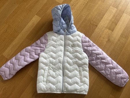 Neue Benetton Übergangsjacke, 140