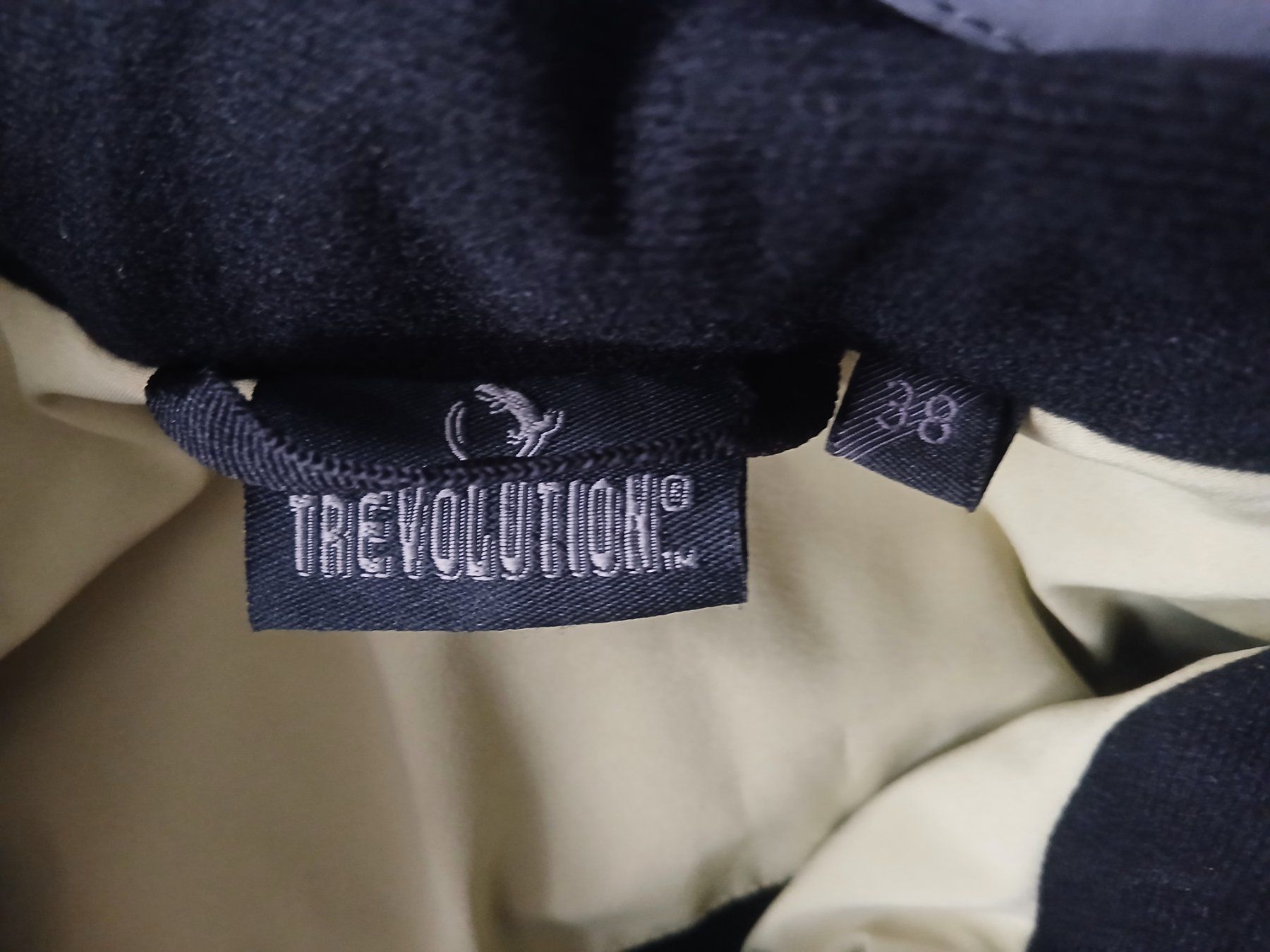 Trevolution Giacche: Trevolution Jacket Rain / Wind proff – Usato da Dietikon venduto da mih_xsk8 3