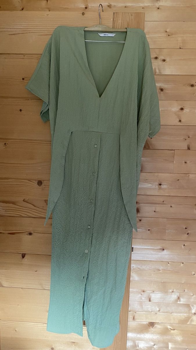 Vestiti: Robe verte taille S bon état – Usato da Biel/Bienne venduto da ana_2427