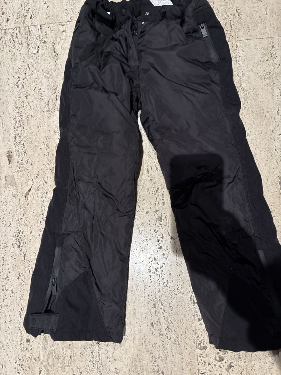 Gucci Pantaloni: Gucci Ski Hose, Grösse 6, fast neu – Usato da Salenstein venduto da sehrgut