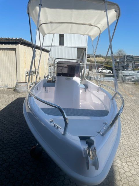 Barche: Motorboot Vesuvio – Usato da Kriens venduto da monte06 9
