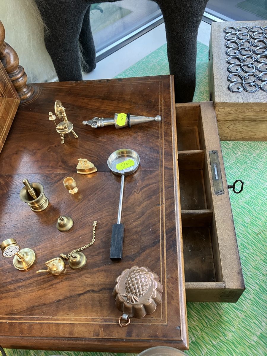 Tavoli da trucco: Kleiner schminktisch  antik – Usato da Reiden venduto da Juda65 2