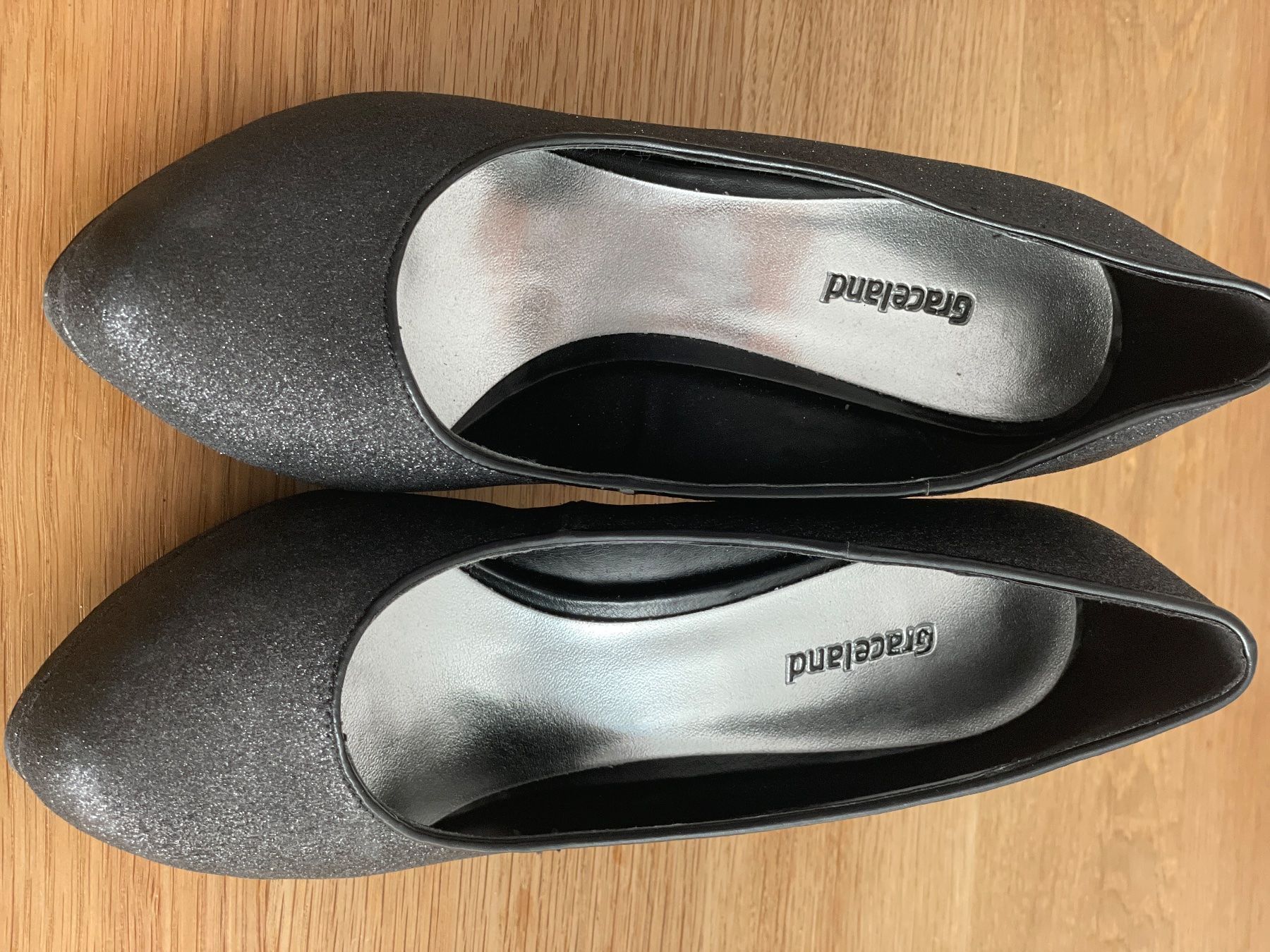 Scarpe da donna: High Heel Pumps Gr. 37 – Nuovo (secondo la descrizione) da Mühlethurnen venduto da Fudoshin1 6