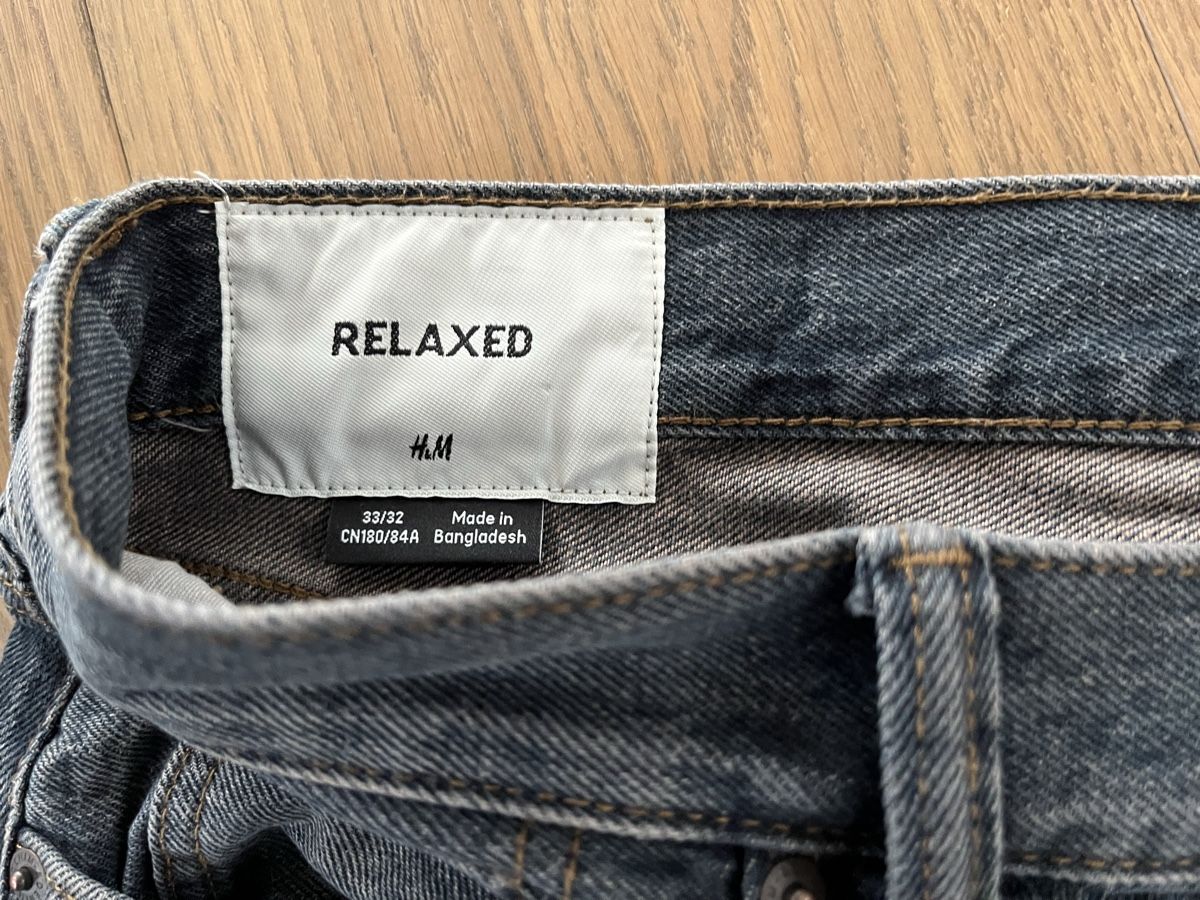 H&M Jeans: 2 Jeans H&M Relaxed Fit Grösse 33/32 – Usato da Küttigen venduto da csei 1