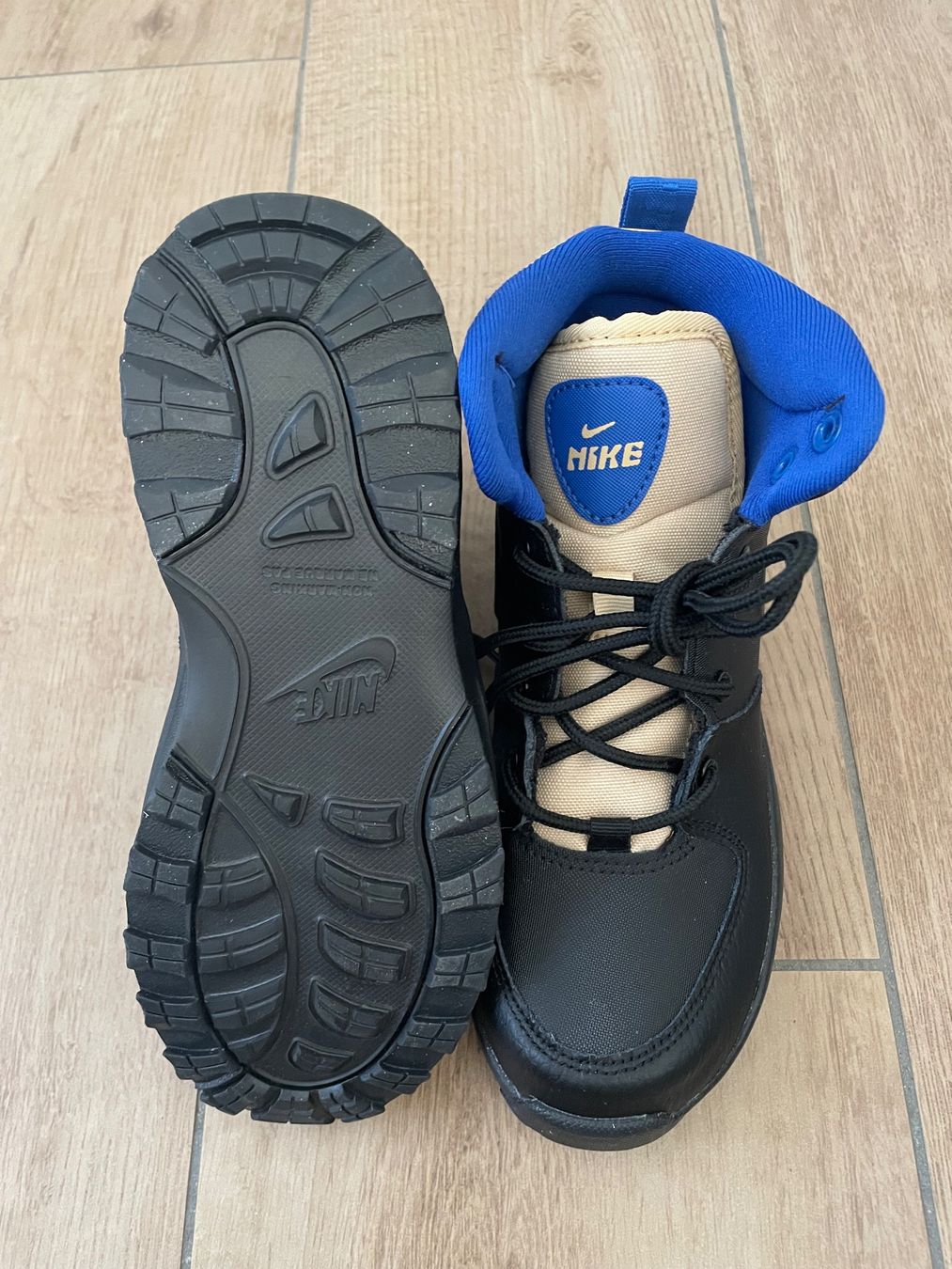Nike Scarpe per ragazzi: Nike Manoa Gr. 33.5 NEU – Nuovo (secondo la descrizione) da Waltenschwil venduto da hansnine 4