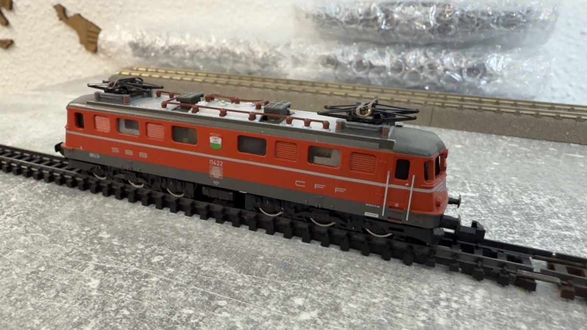 Trix Modellini di ferrovie: Minitrix Ae 6/6 11422 Spur N – Nuovo (secondo la descrizione) da Schlieren venduto da rat_lq6b 4