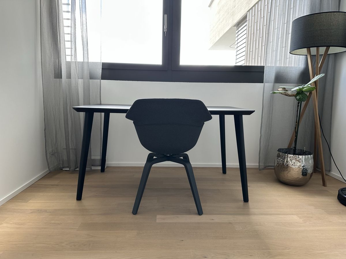 Ikea Tavoli: IKEA - LISABO Table Black 140x78 cm – Nuovo (secondo la descrizione) da Thalwil venduto da Ven.Mic 2