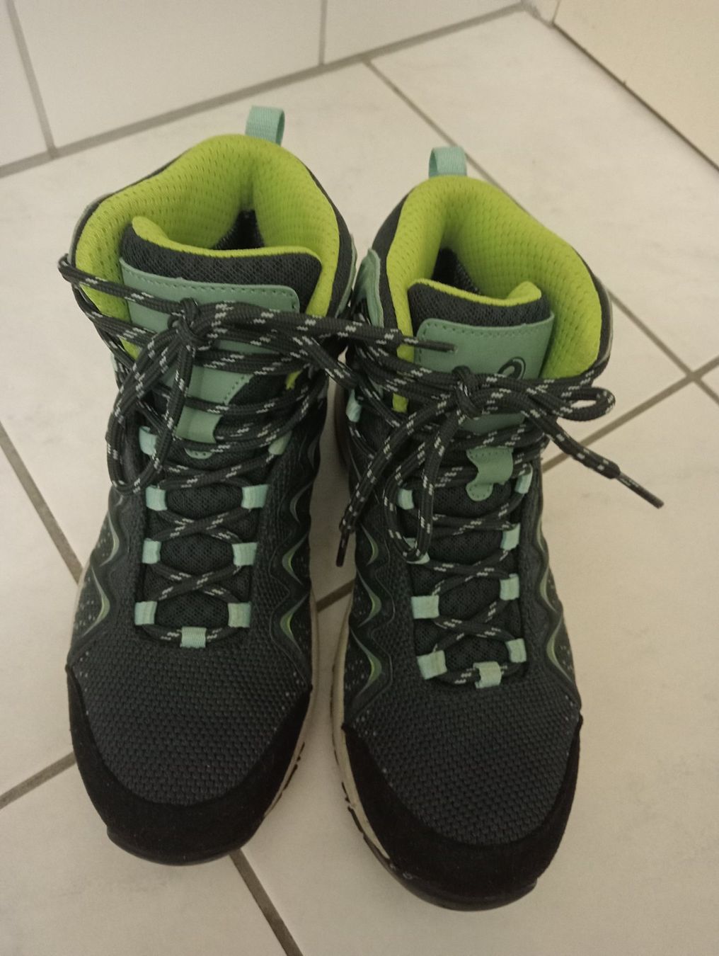 Sherpa Scarpe da uomo: Sherpa Wanderschuh Gr. 38 – Nuovo (secondo la descrizione) da Rüfenacht BE venduto da anemask 2