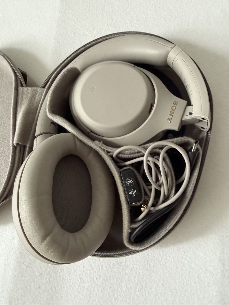 Sony Cuffie: Sony WH-1000XM4 – Nuovo (secondo la descrizione) da Bern venduto da thi_857v 3