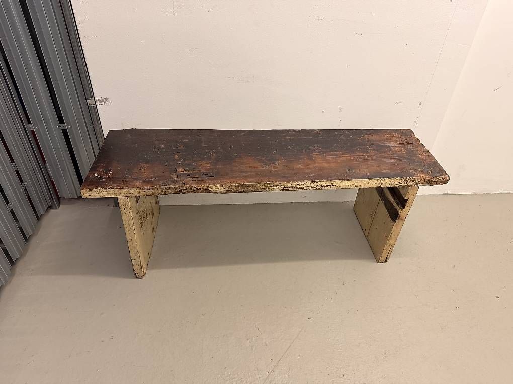 Tavoli: Rustikaler Vintage-Holztisch mit einzigartiger Patina – Usato da Zürich venduto da kliebi77 3