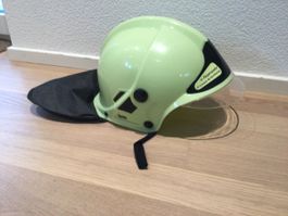 Feuerwehrhelm