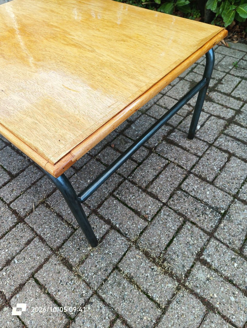 Tavoli: Table école enfantine rectangulaire - structure métallique  – Usato da Veyrier venduto da MJ69BROC 2