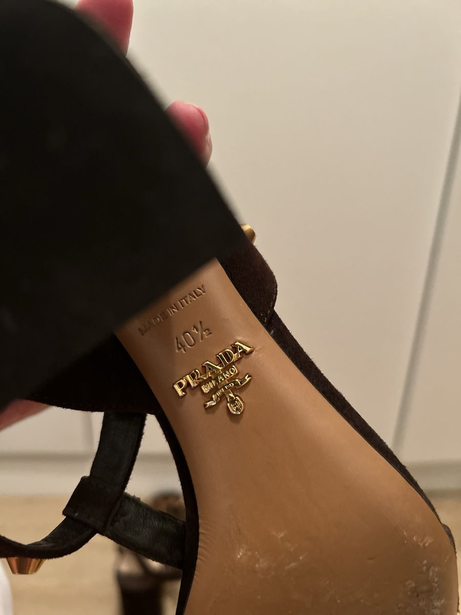 Prada Scarpe da donna: Authentic PRADA Leather Studded Sandals Brown – Nuovo (secondo la descrizione) da Zürich venduto da sel_tvq7 8