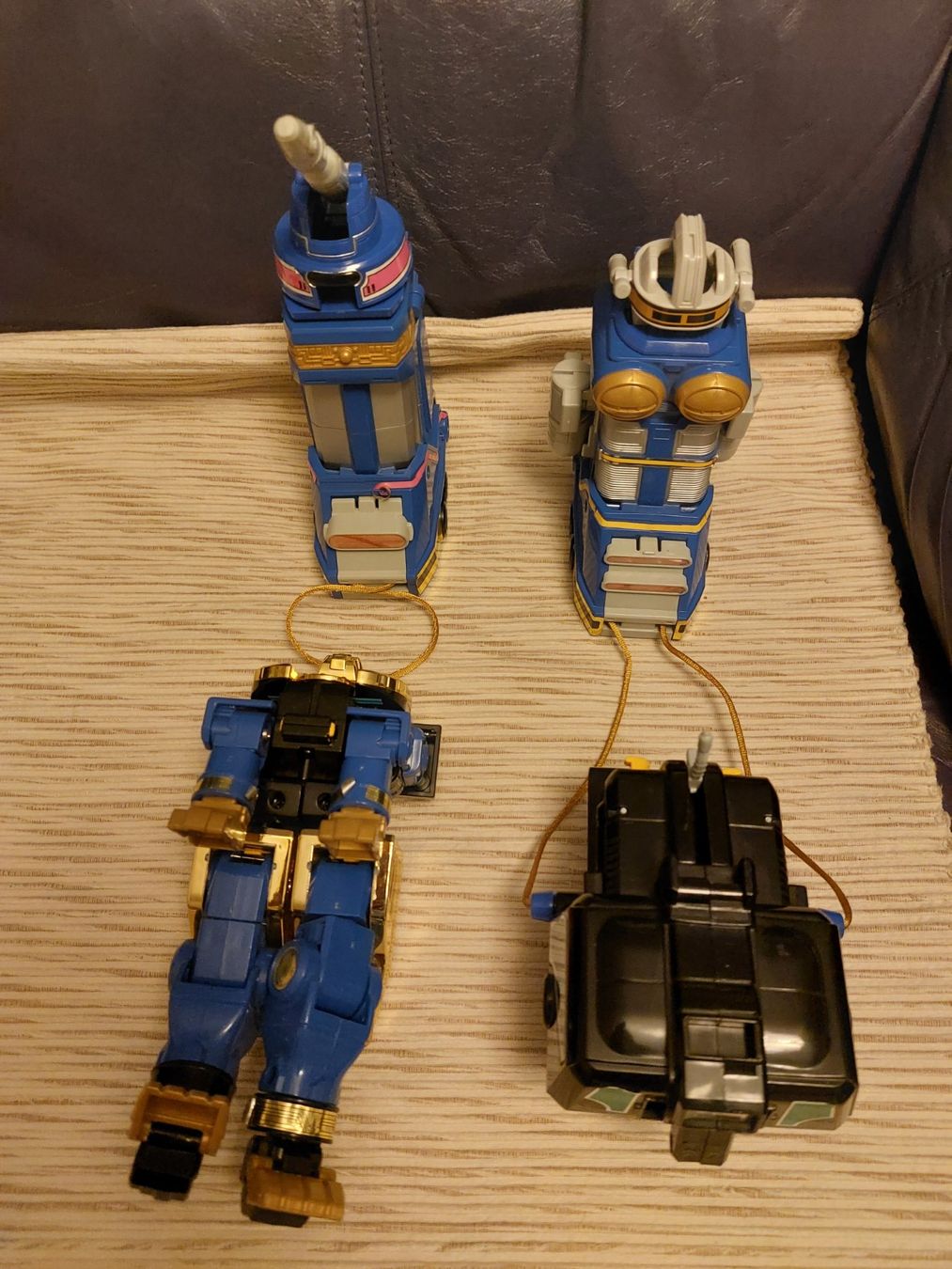 Power ranger robot vintage , jouets figurines petit et grand (Gebraucht ...