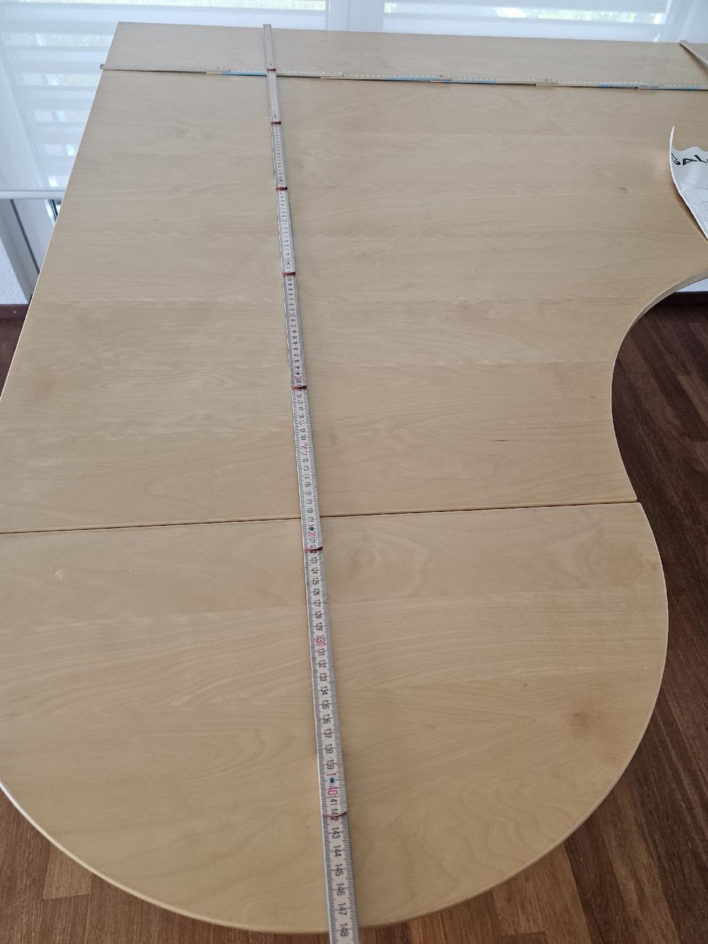 Ikea Schreibtische: Schreibtisch Galant hell – Gebraucht aus Geroldswil von because 1