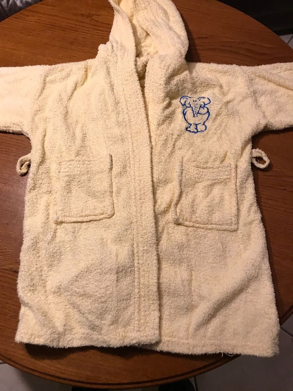 Accappatoi: Peignoir enfant – Usato da Montsevelier venduto da ber_88db