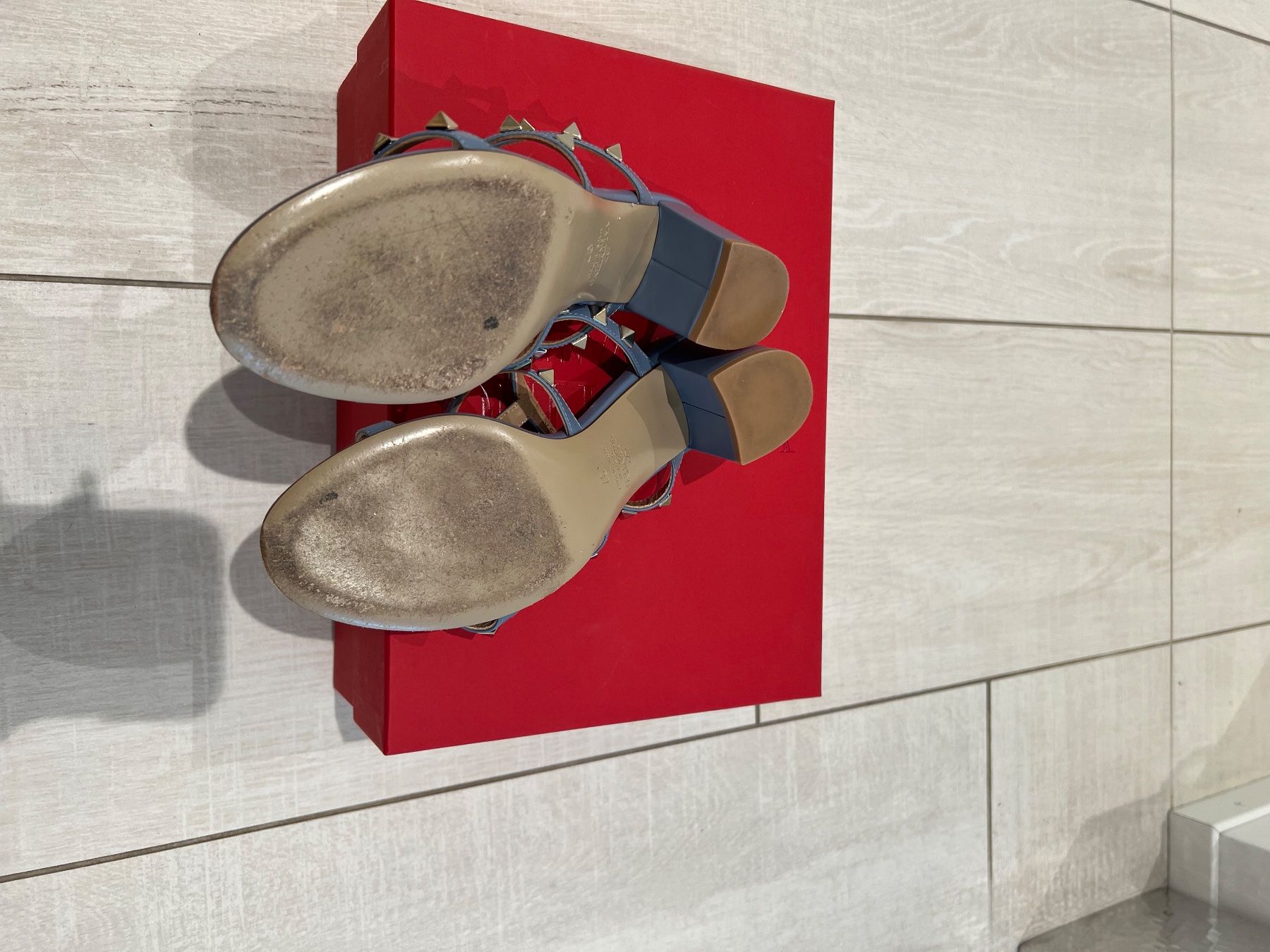 Valentino Scarpe da donna: VALENTINO GARAVANI ROCKSTUD MULES BLUE – Nuovo (secondo la descrizione) da RICHTERSWIL venduto da mftjt63 4
