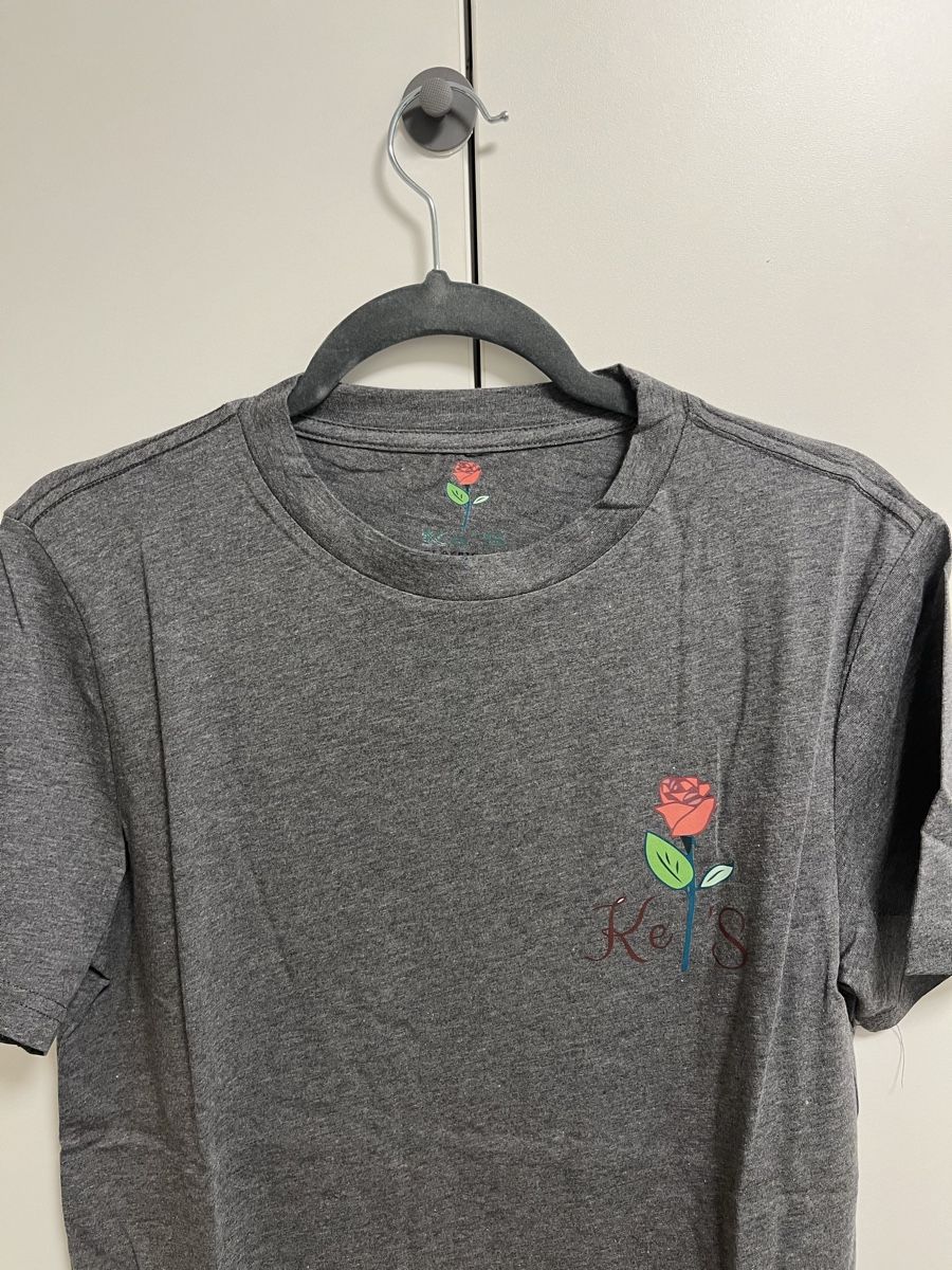 T-Shirts: Stylisches graues T-Shirt Grösse S – Neu (gemäss Beschreibung) aus Winterthur von GutKeS